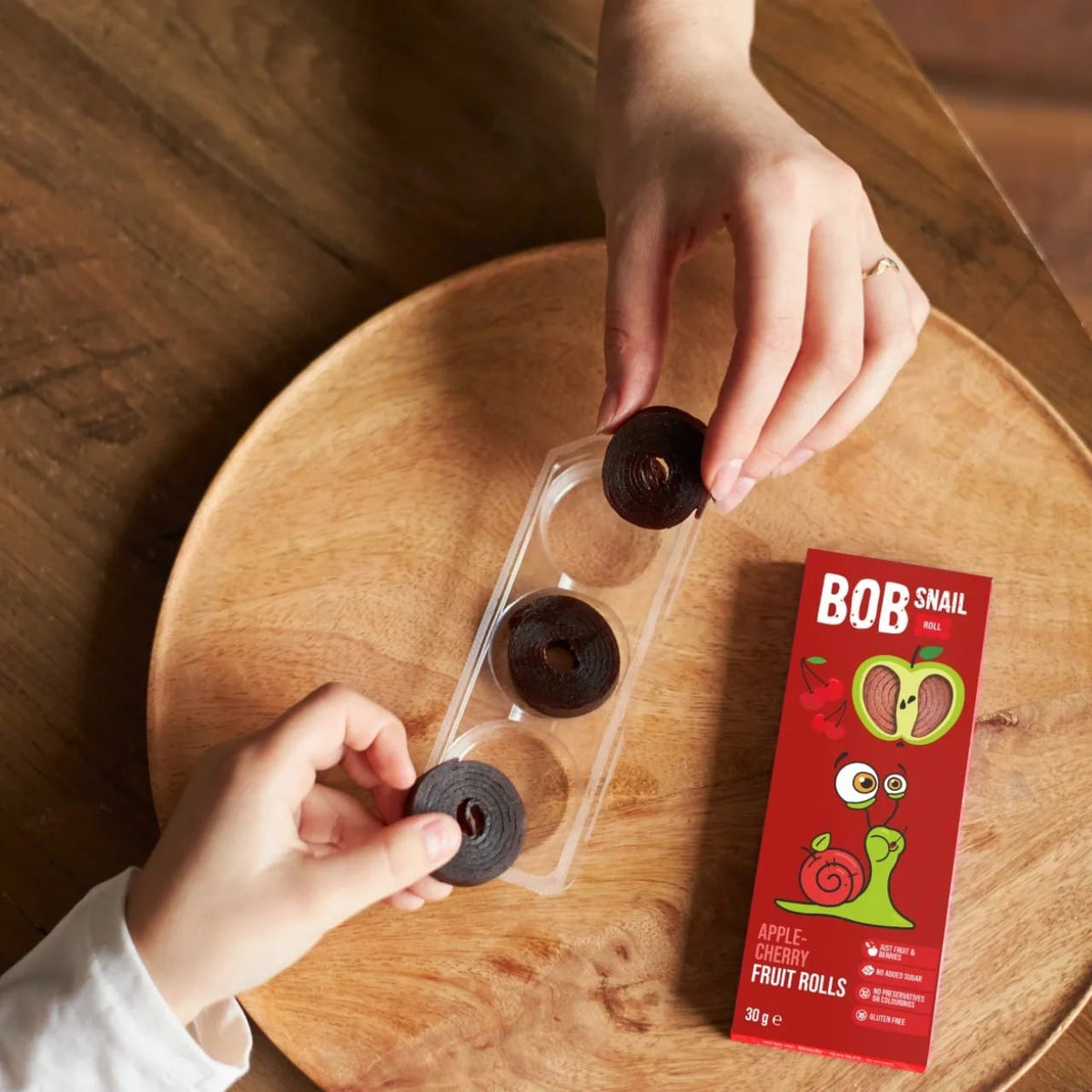 Bob Snail Rollsy Apple & Cherry Snack with No Added Sugar - 30 g